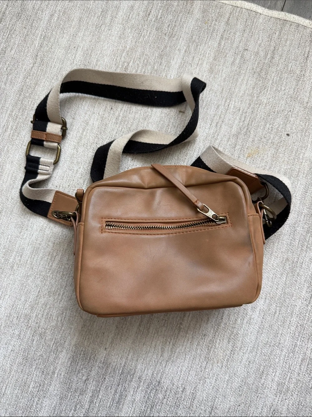 Leather Crossbody Bag in Tan with Black-Trim Strap - Picture 2 of 4